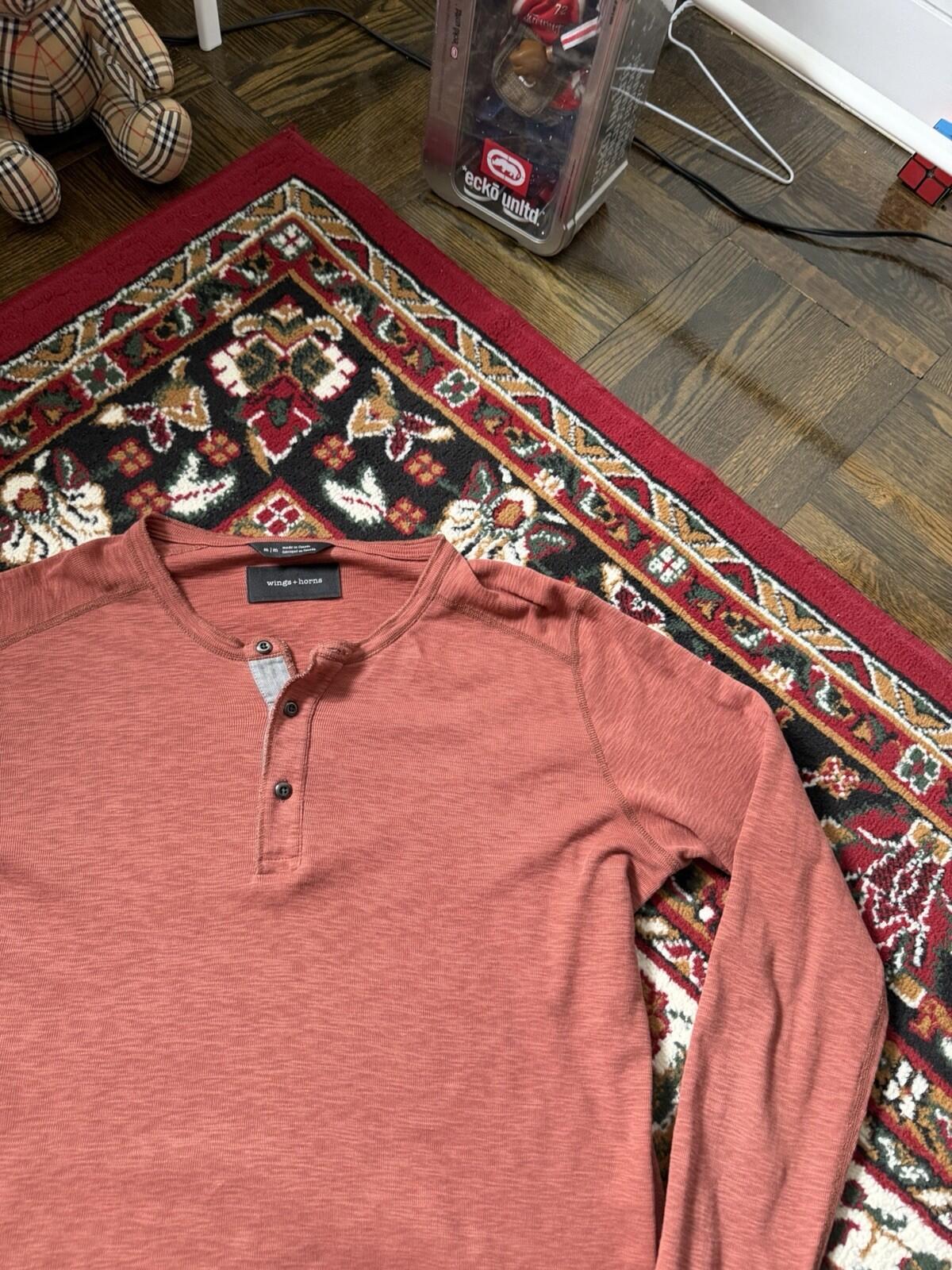 Wings + Horns Shirt Mens Medium Coral Henley Crewneck Long Sleeve Sweater