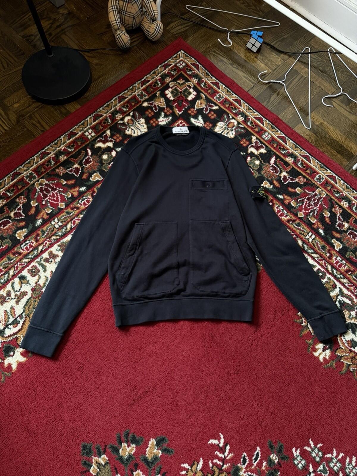 Stone Island Black Crewneck Pocket Sweatshirt Men’s Size S Pullover Zip Pockets