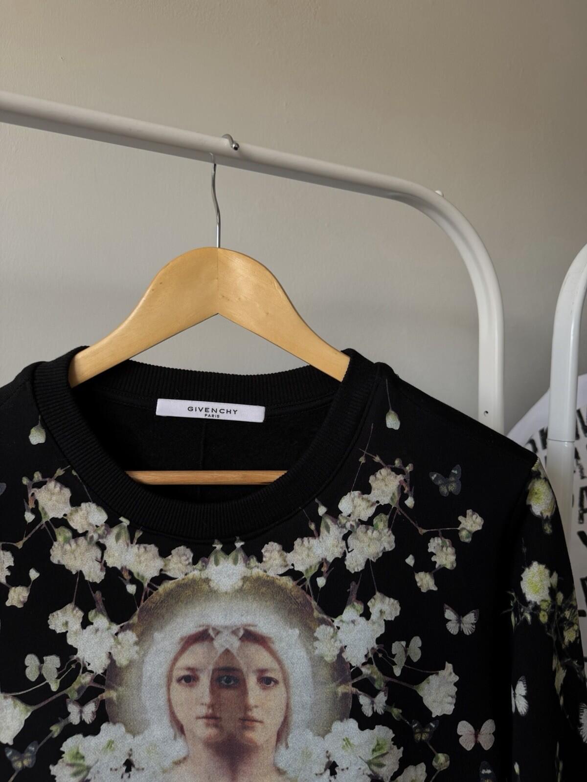 Rare Givenchy Madonna Baby’s Breathe Starry Floral Crewneck Sweater Sweatshirt S