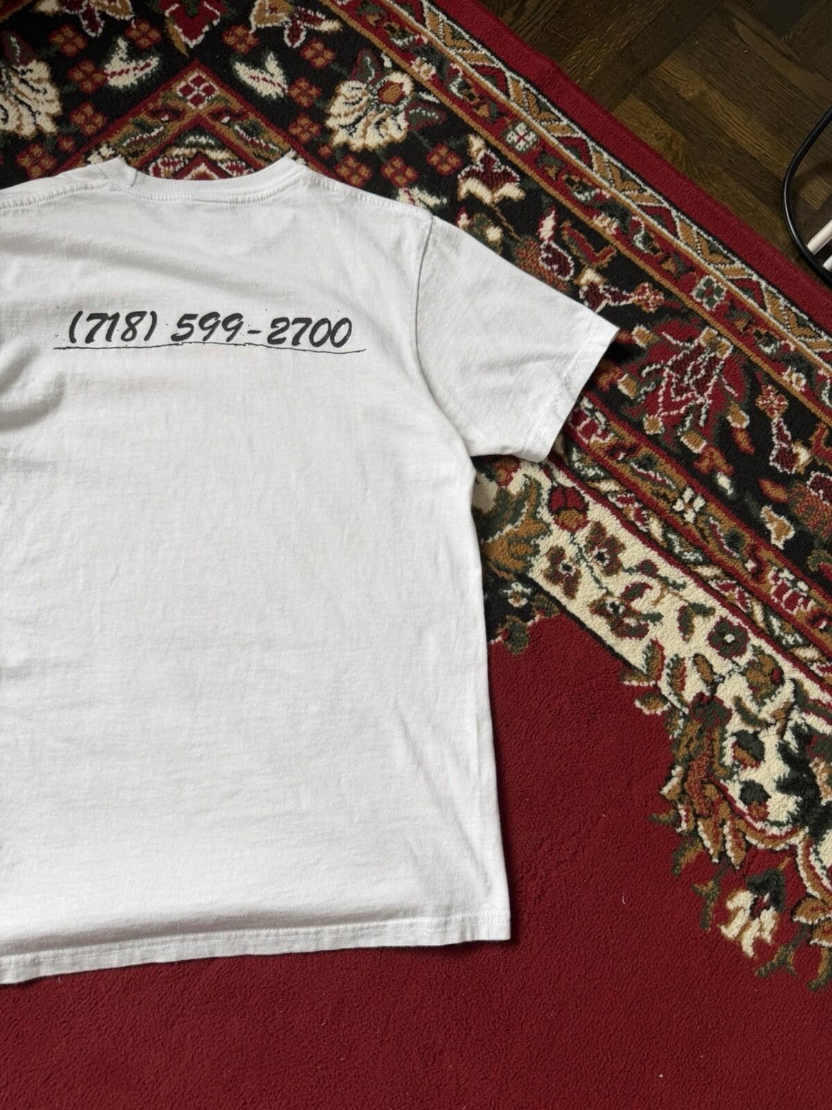 Supreme Brooklyn Box Logo FW17 T-Shirt  Size Small Lightly Used