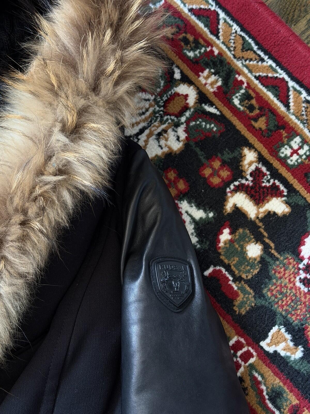 Rudsak Racoon Fur Leather Sleeves Women’s Fitted Down Coat Size S