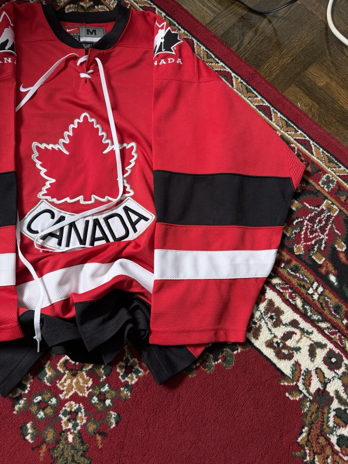 Vintage Nike Hockey NHL Team Canada Jersey Red IIHF Olympics Size M 90s