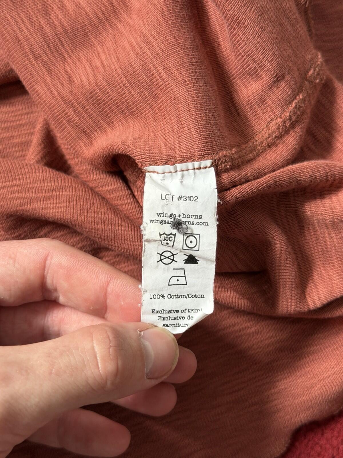 Wings + Horns Shirt Mens Medium Coral Henley Crewneck Long Sleeve Sweater