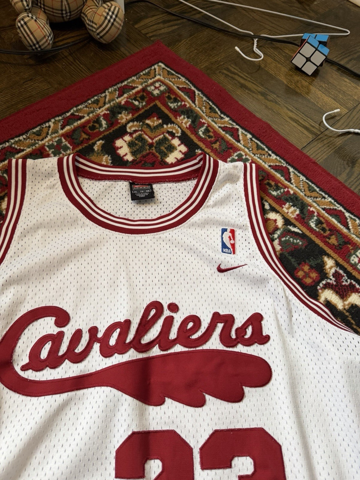 Nike LEBRON JAMES #23 Jersey Cleveland Cavaliers XL Length + 2 NBA Basketball