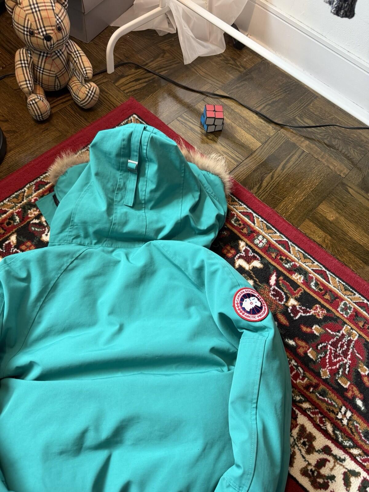 Canada Goose Chilliwack Bomber Jacket Womens Teal/Iceberg Winter Coat Parka