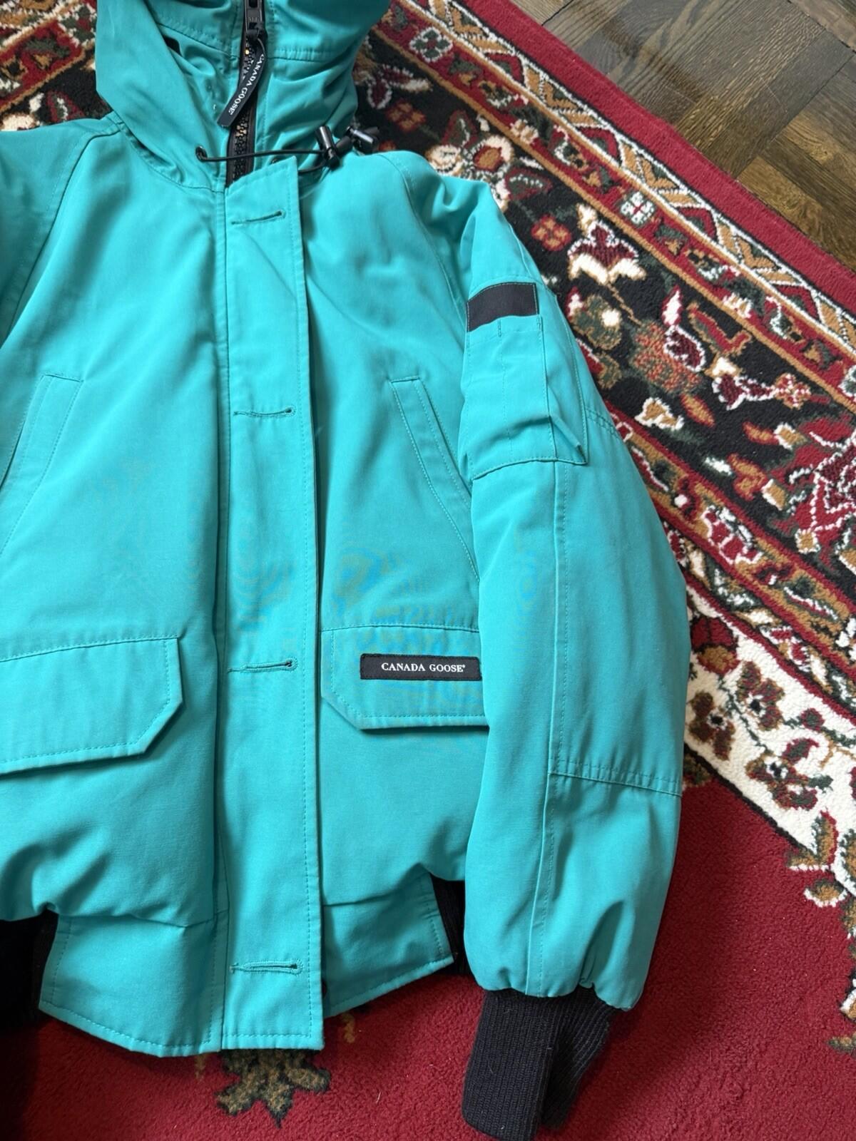 Canada Goose Chilliwack Bomber Jacket Womens Teal/Iceberg Winter Coat Parka
