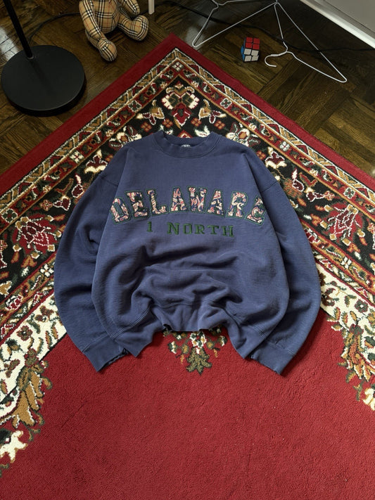 80s Vintage University of Delaware Crewneck Sweatshirt Medium Navy Blue