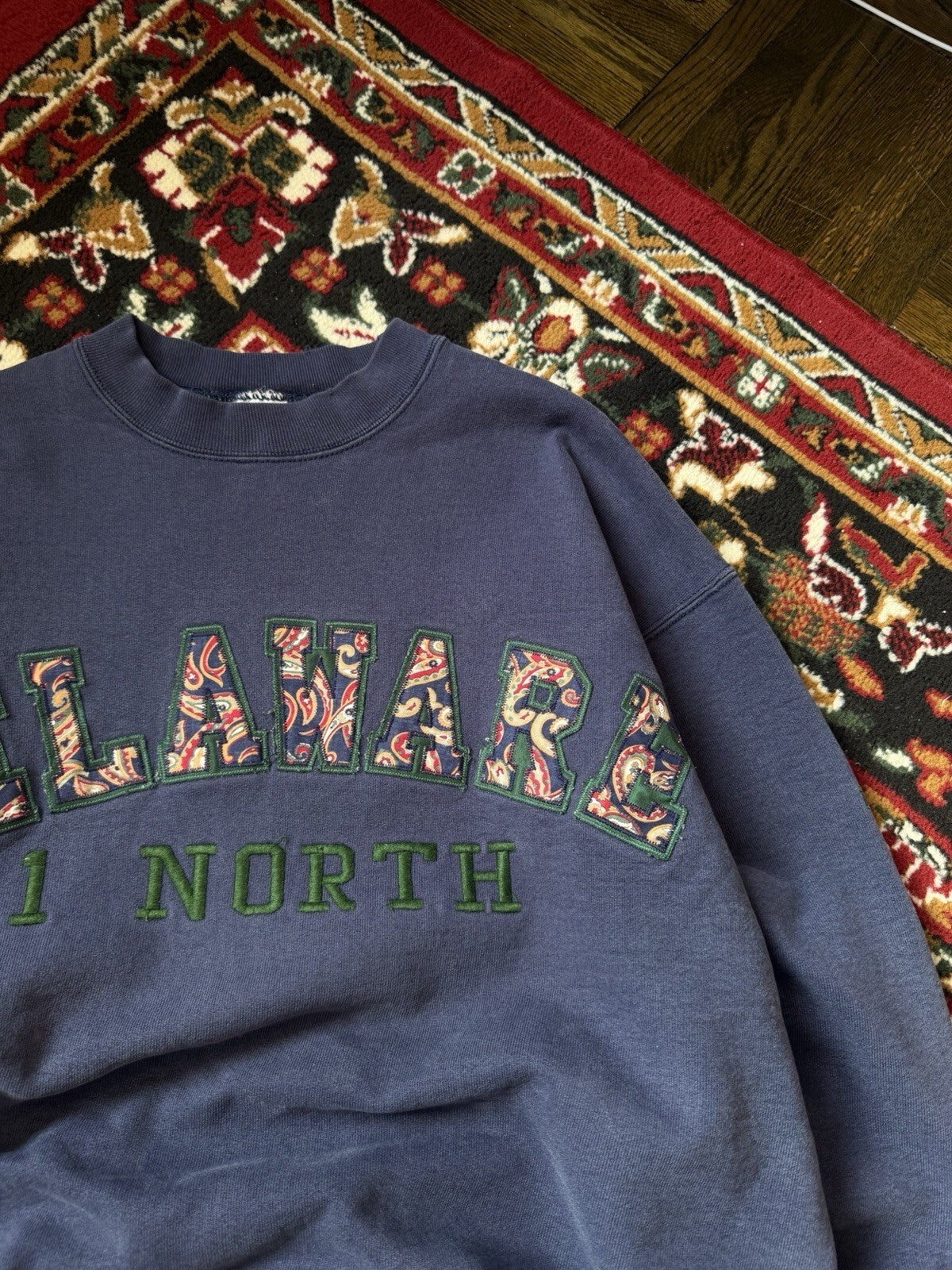 80s Vintage University of Delaware Crewneck Sweatshirt Medium Navy Blue
