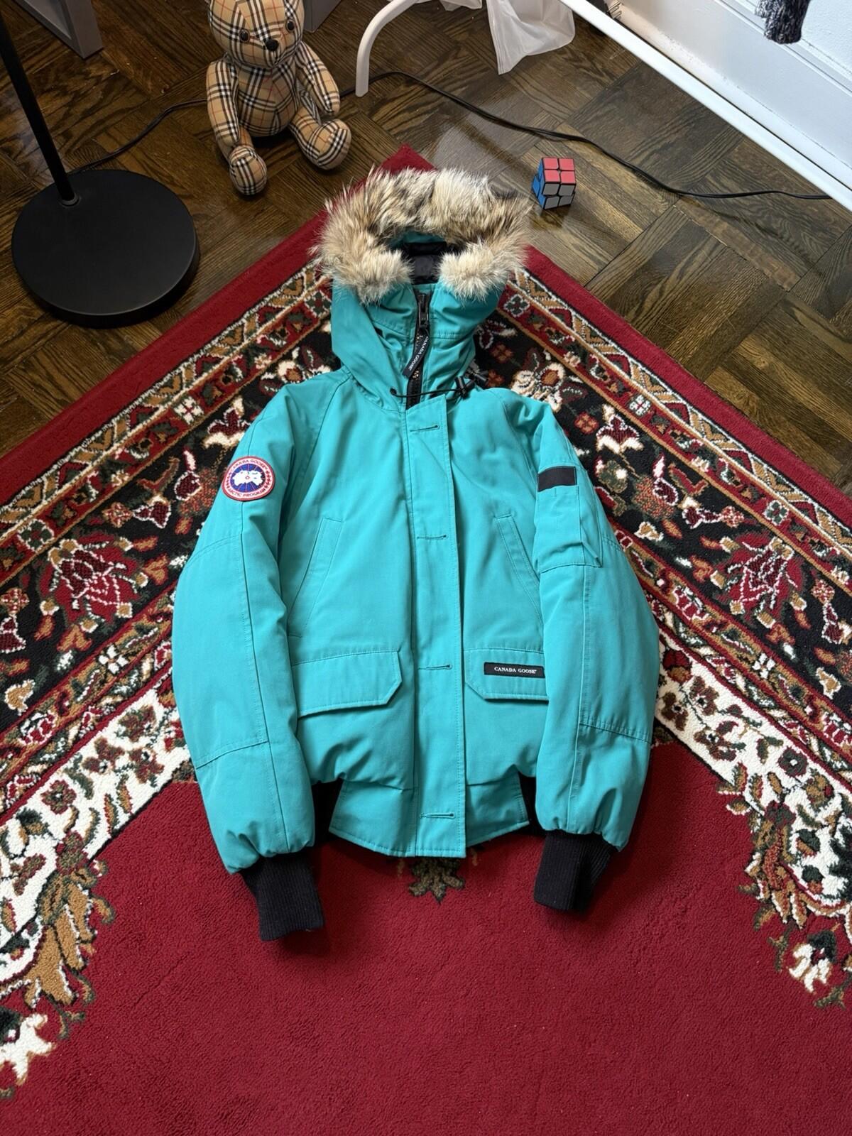 Canada Goose Chilliwack Bomber Jacket Womens Teal/Iceberg Winter Coat Parka