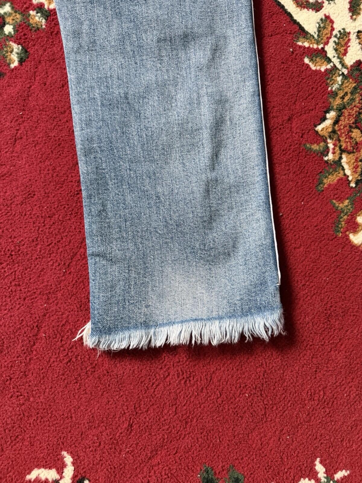 Pistola Women's Straight Zipped Distressed Denim Jeans Blue Pants Size 28