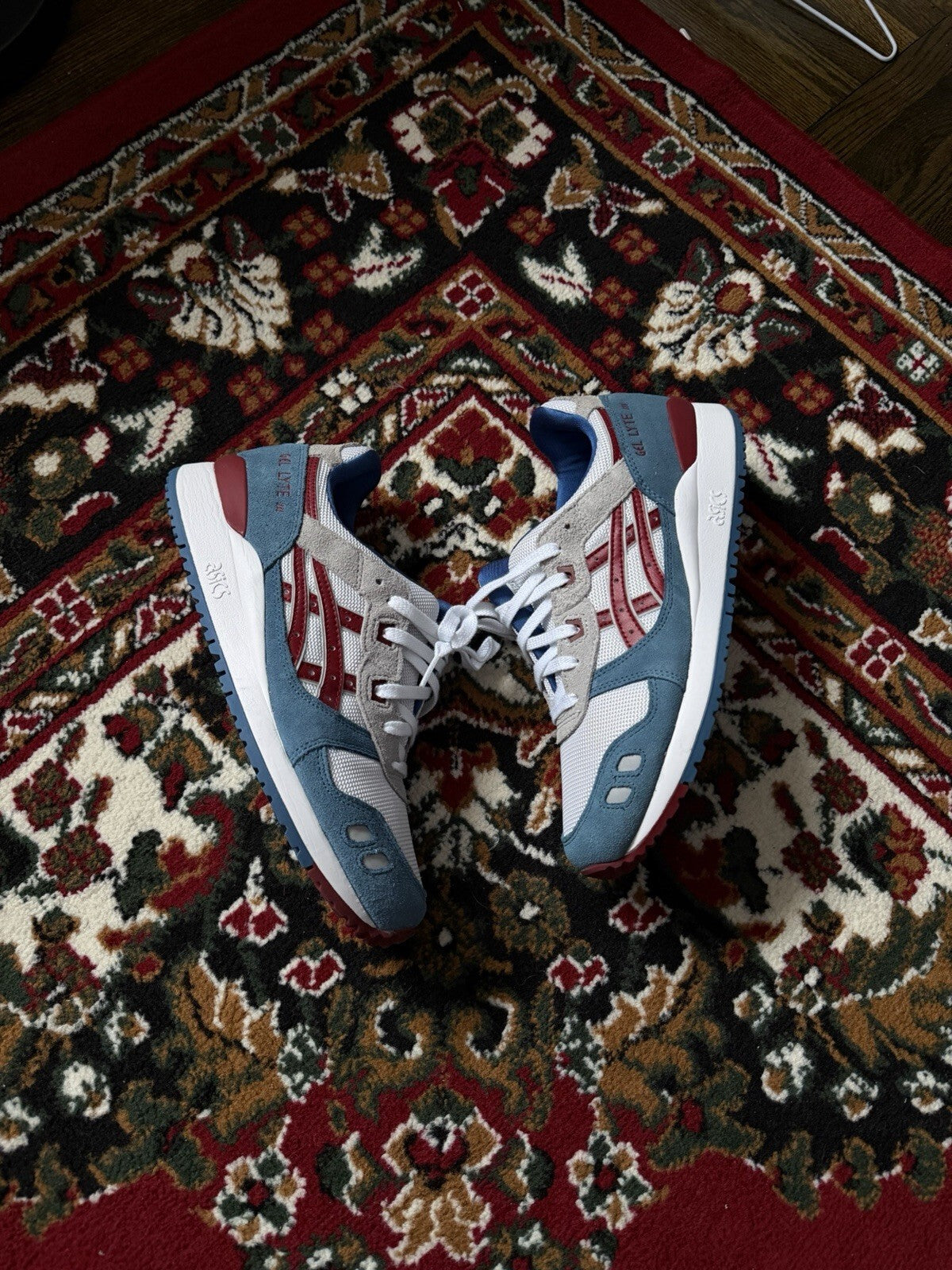 Asics Gel Lyte 3 III OG (Azure / Beet Juice) 1201A482-400 Mens Size 9US