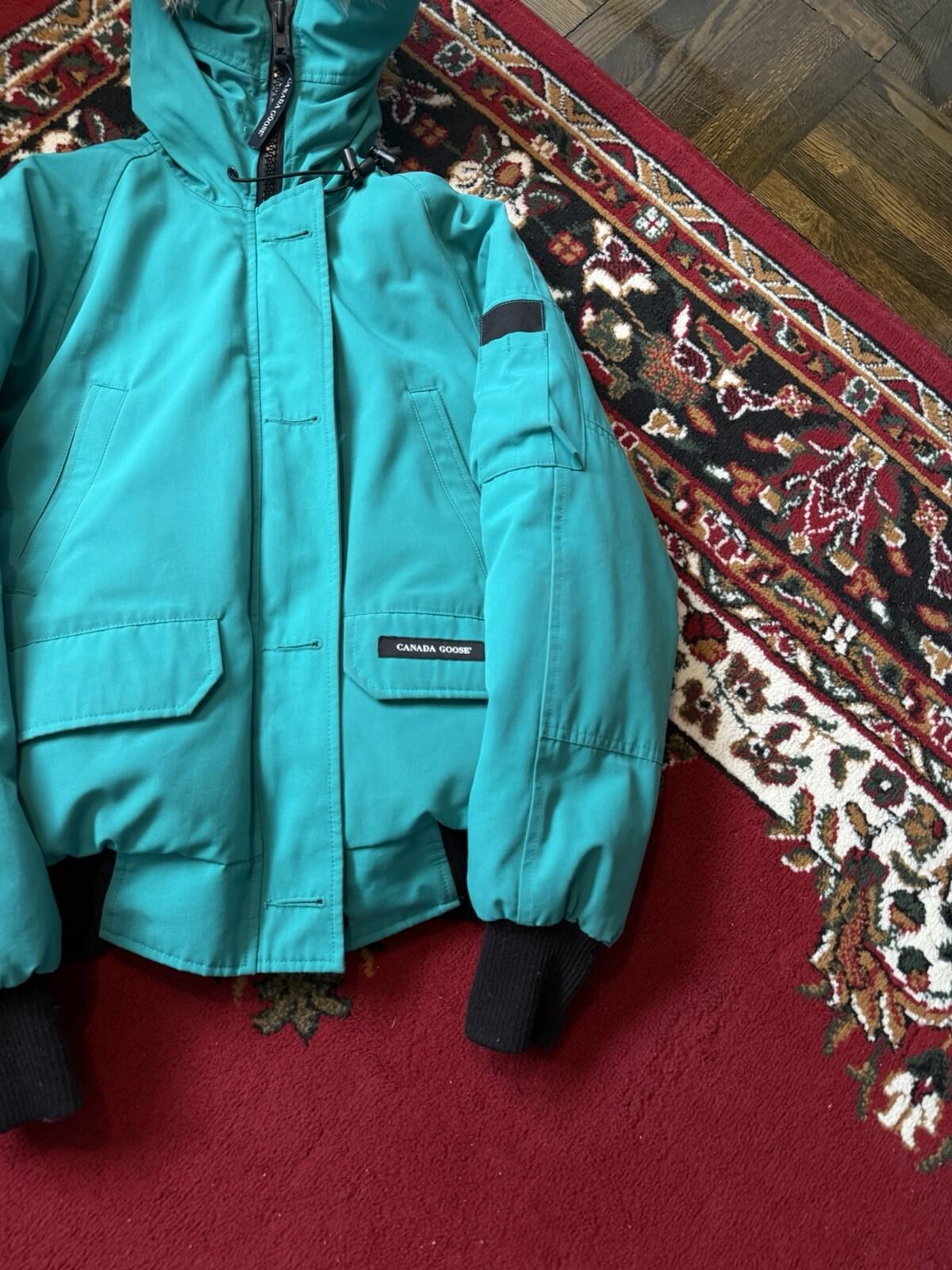 Canada Goose Chilliwack Bomber Jacket Womens Teal/Iceberg Winter Coat Parka