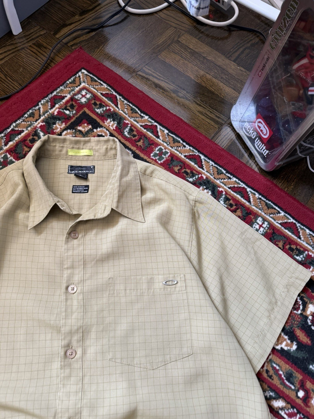 Vintage Oakley Shirt 3D Metal Logo Geometric Short Sleeve Button Up Mens L Y2K