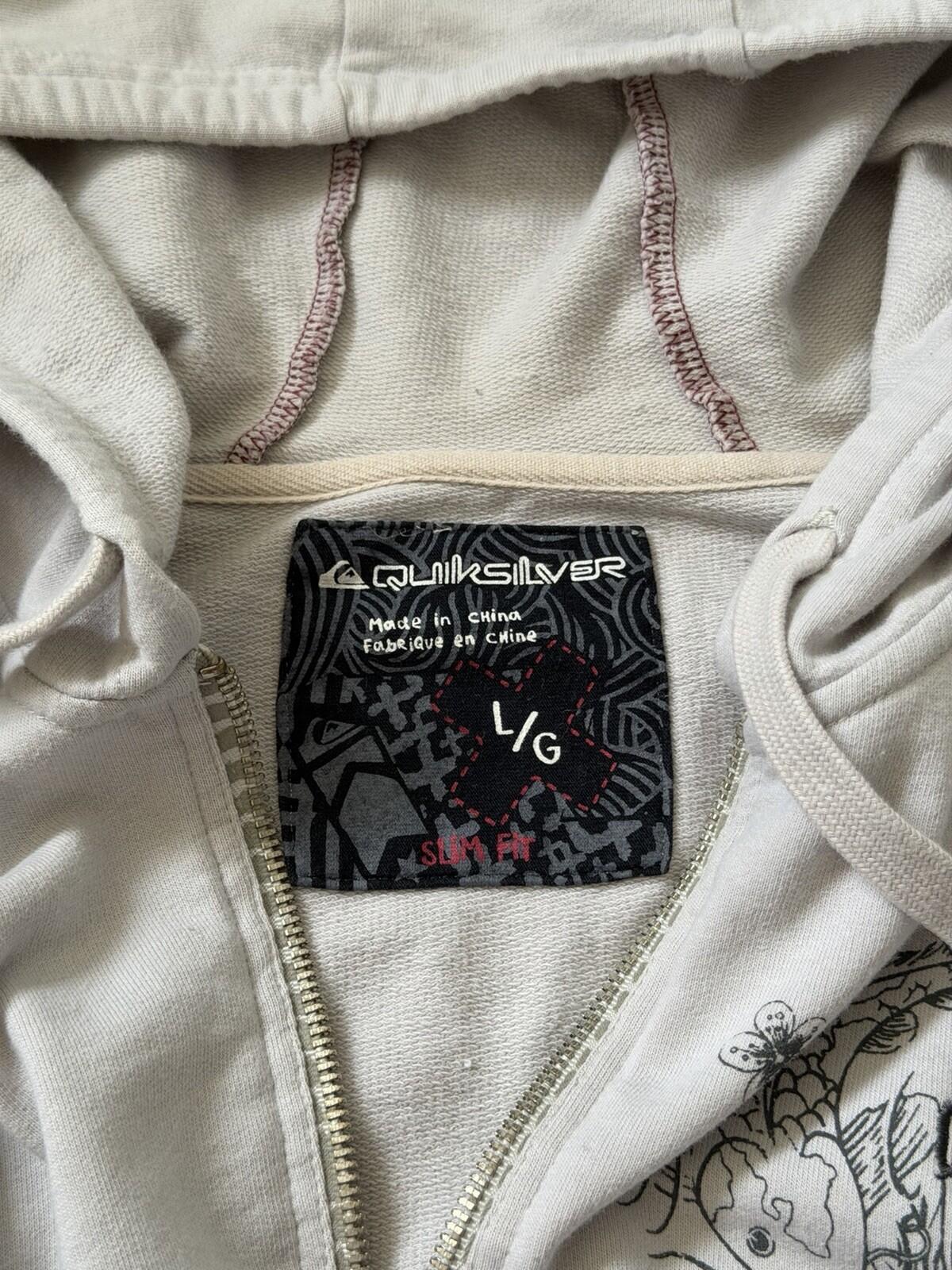 Vintage Quiksilver Skull/Koi Fish Surf Y2K White Hoodie Size Large Rare