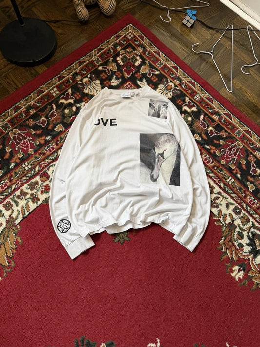 Burberry Love Swan Long Sleeve T-shirt Size XS Tee