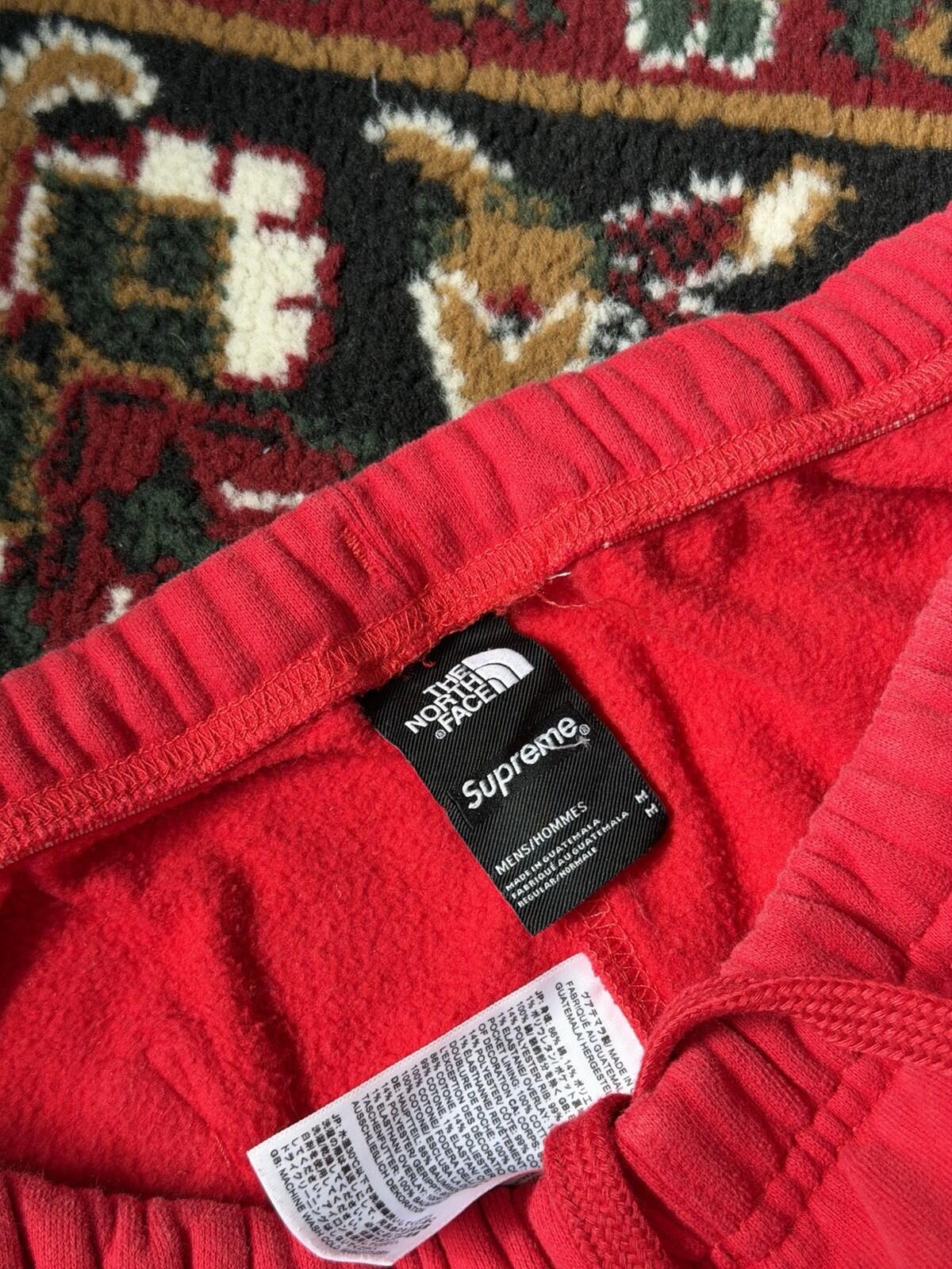 Supreme x The North Face Bandana Red Sweatpants Size M