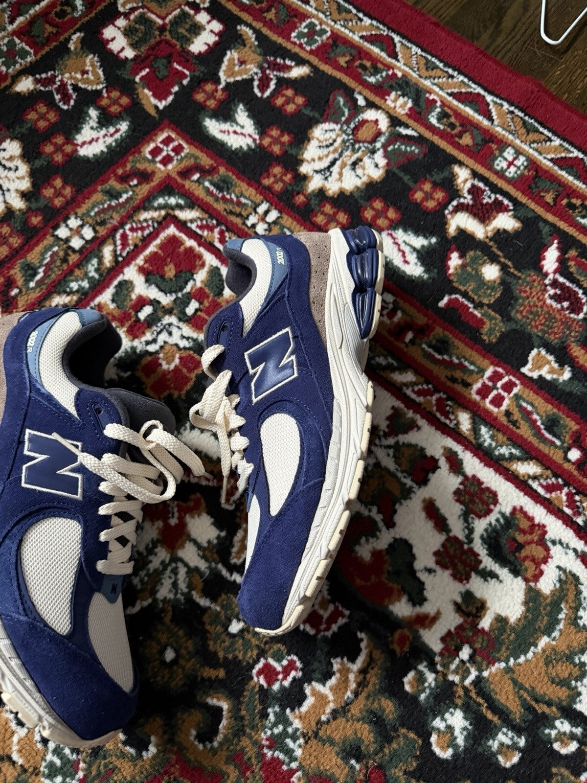 New Balance Night Tide Cream M2002RG Men's Size 8.5US Brand New DS