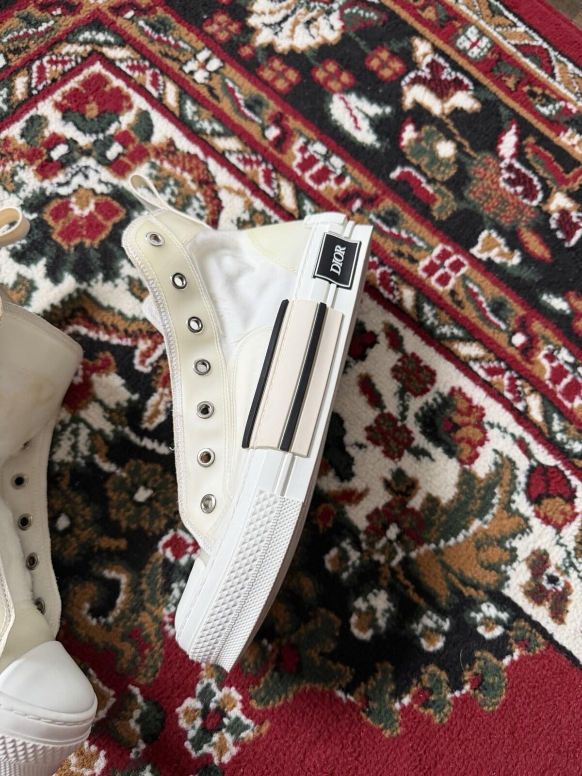 Dior B23 High Top Sneaker White Size 39 1/2