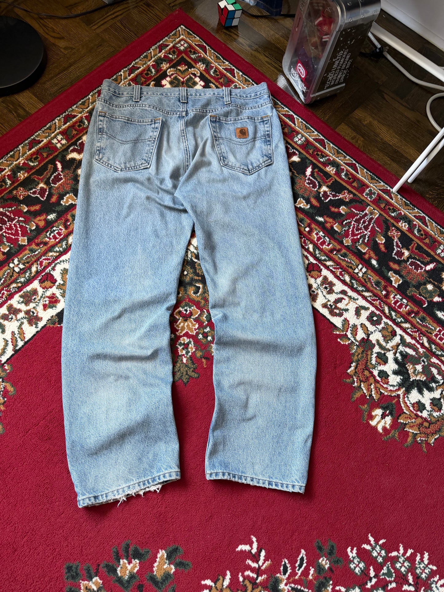Carhartt Distressed Washed Treaditional Fit Jeans