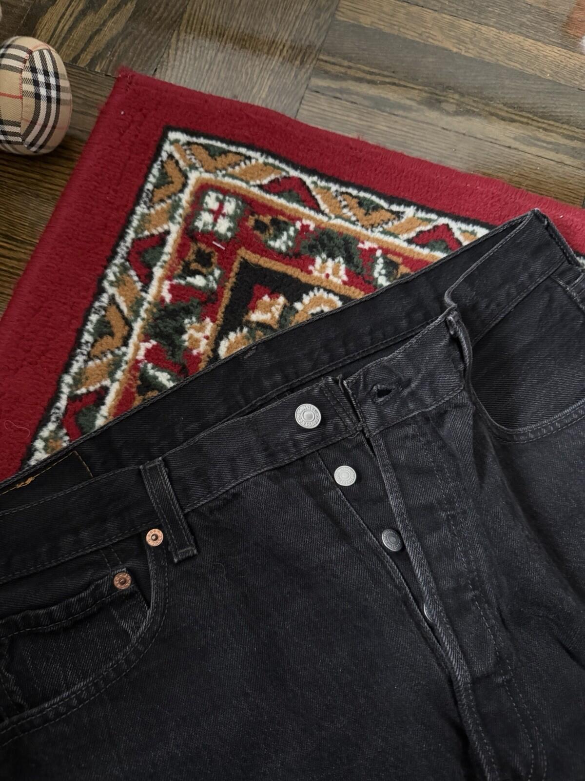 Vintage Levi's 501 Button Fly 90s Jeans Made in USA Black Denim Mens 36/32 Faded