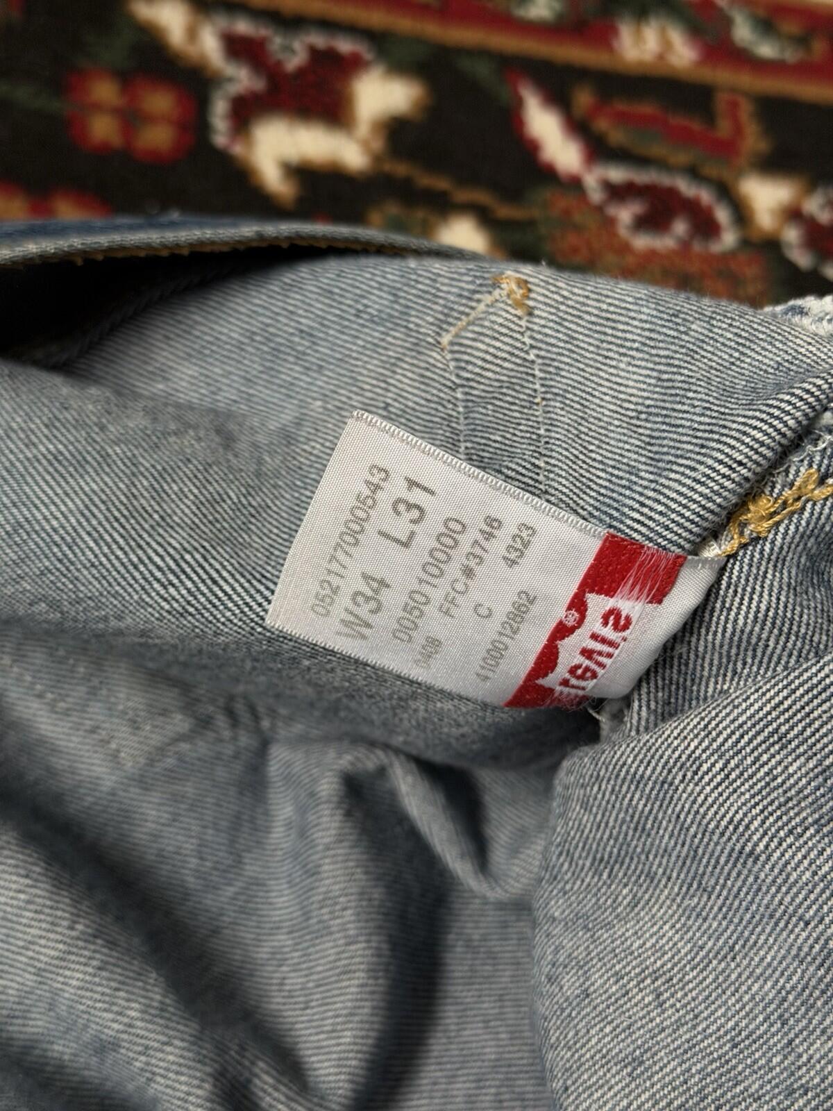 Levis 501 Vintage Button Fly Blue Denim Jeans Medium Wash Mens Size 34x31