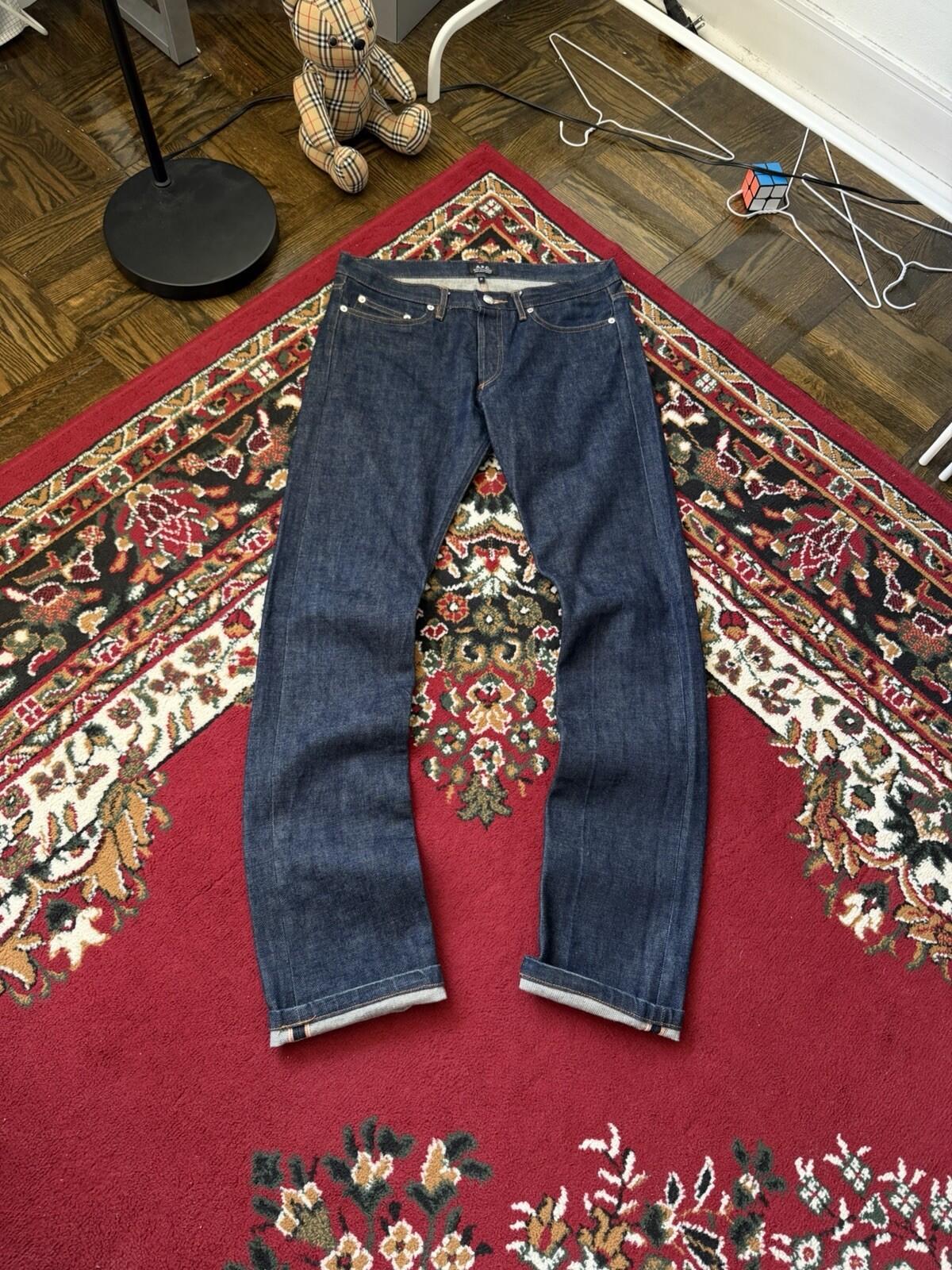 A.P.C. Petite Standard Jean Droit Etroit Size 31 Selvedge Indigo Denim APC