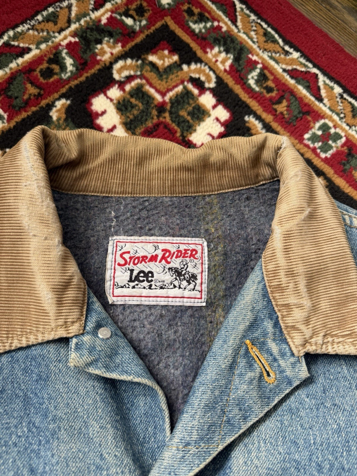 Vintage Lee Storm Rider Washed Blanket Lined Faded Denim Jacket Men's 90s Jean