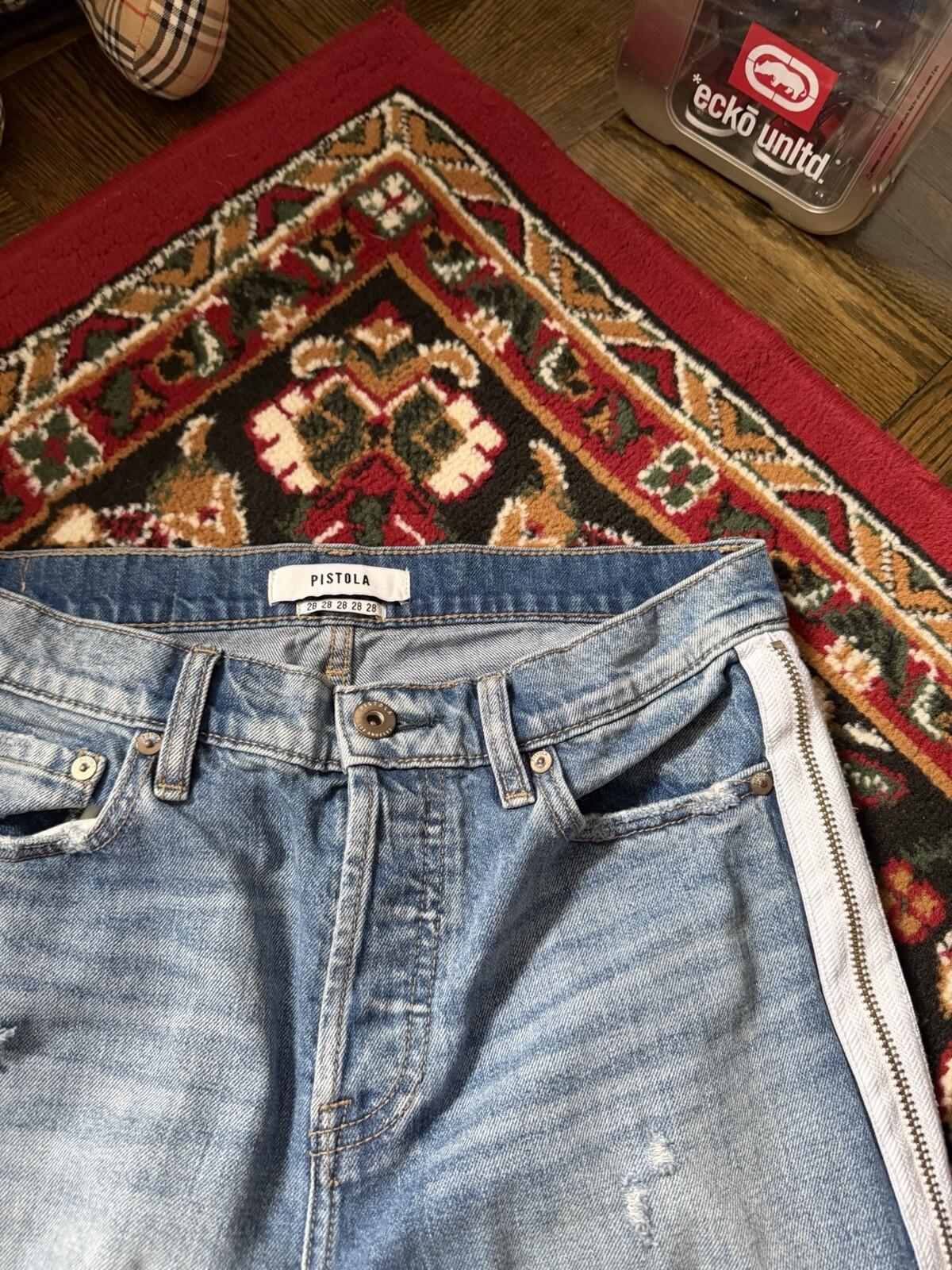 Pistola Women's Straight Zipped Distressed Denim Jeans Blue Pants Size 28