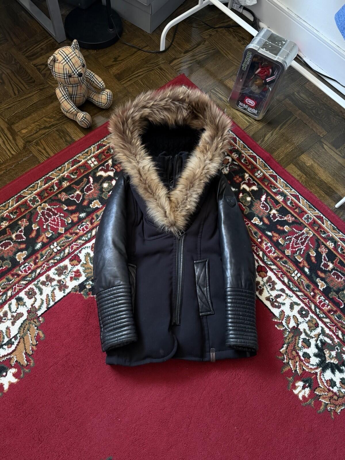 Rudsak Racoon Fur Leather Sleeves Women’s Fitted Down Coat Size S