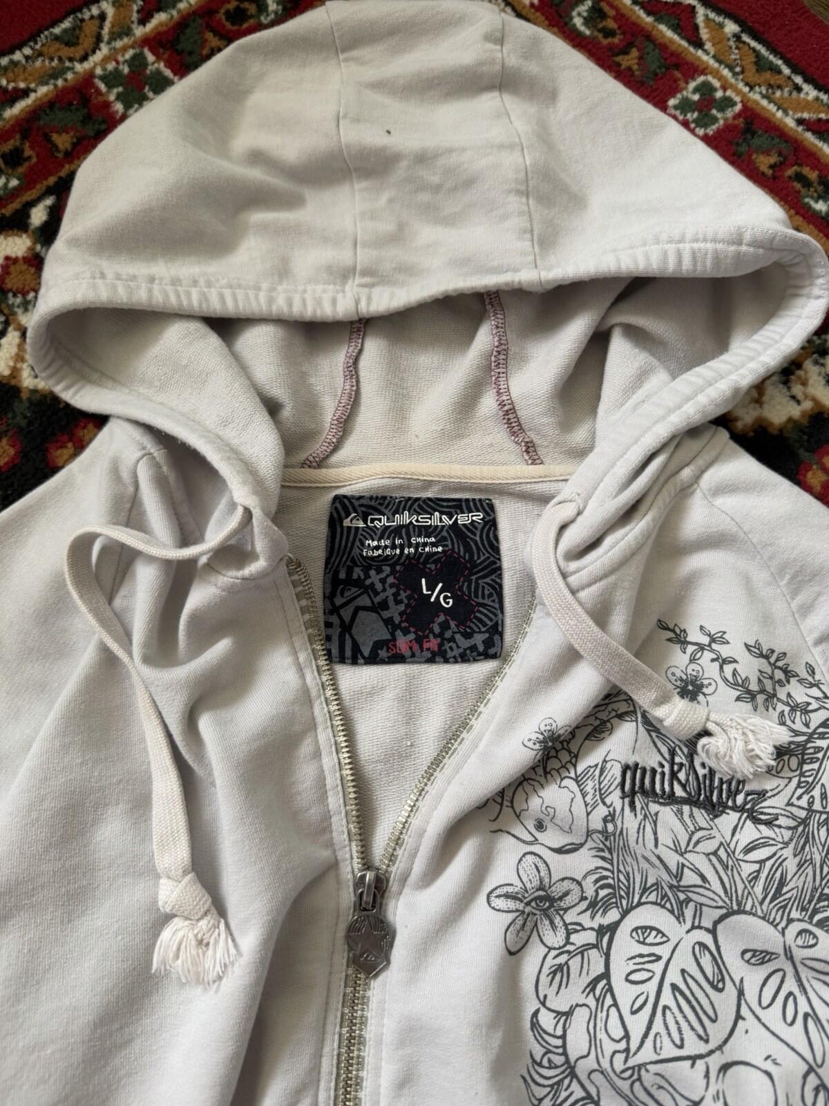 Vintage Quiksilver Skull/Koi Fish Surf Y2K White Hoodie Size Large Rare