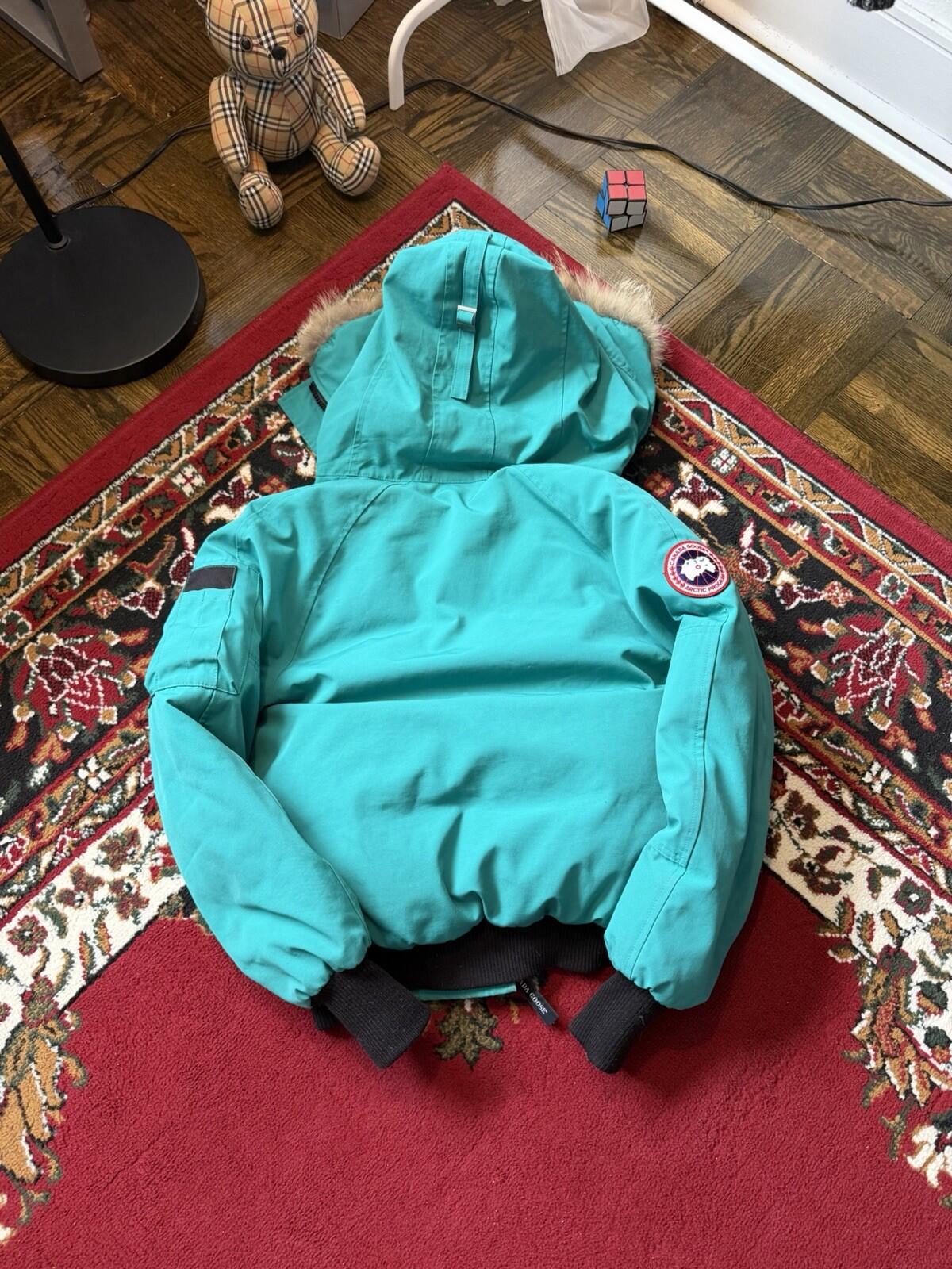 Canada Goose Chilliwack Bomber Jacket Womens Teal/Iceberg Winter Coat Parka