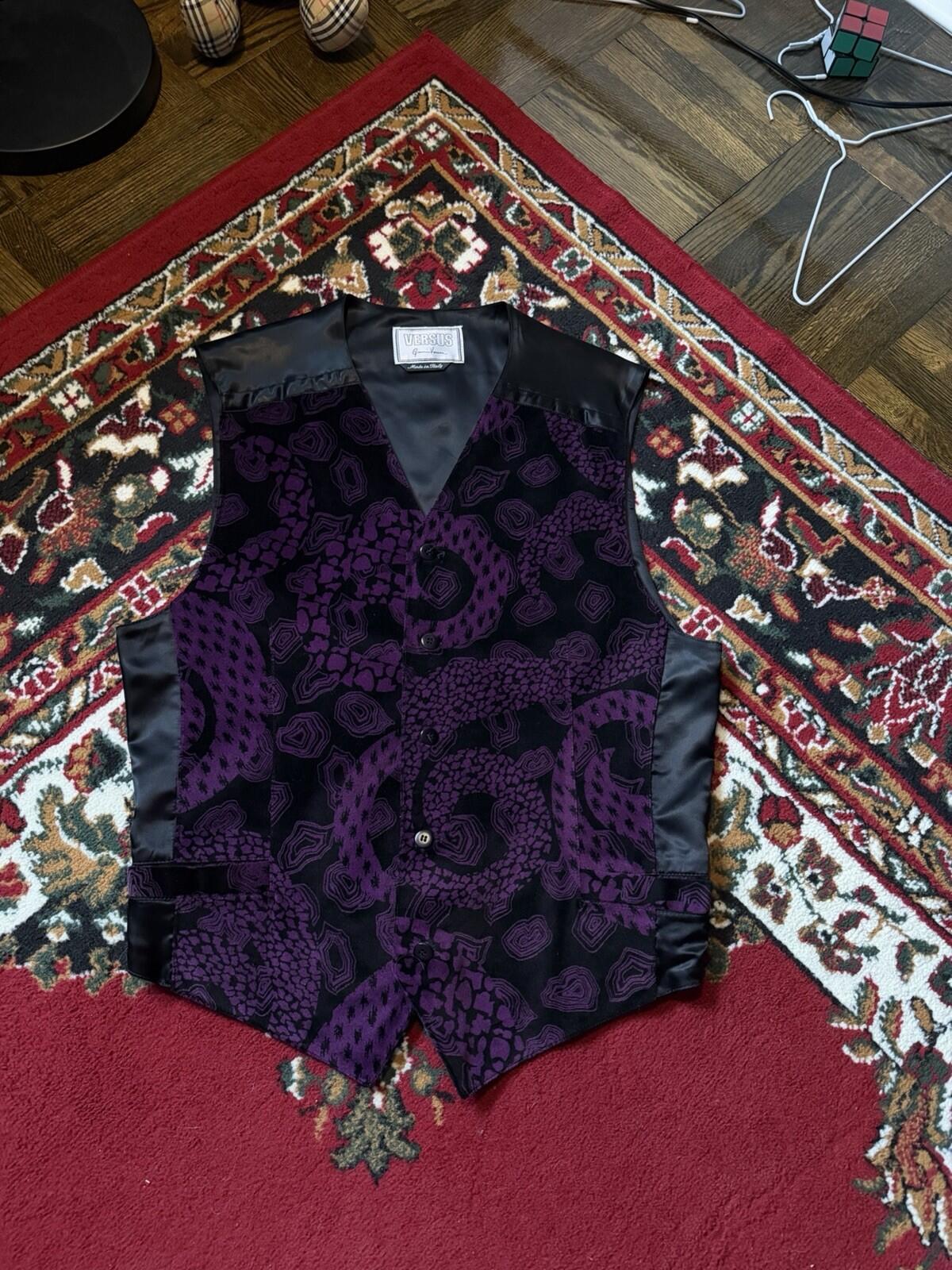 Vintage VERSUS Gianni Versace Purple Velvet Waistcoat Vest Made In Italy 90s