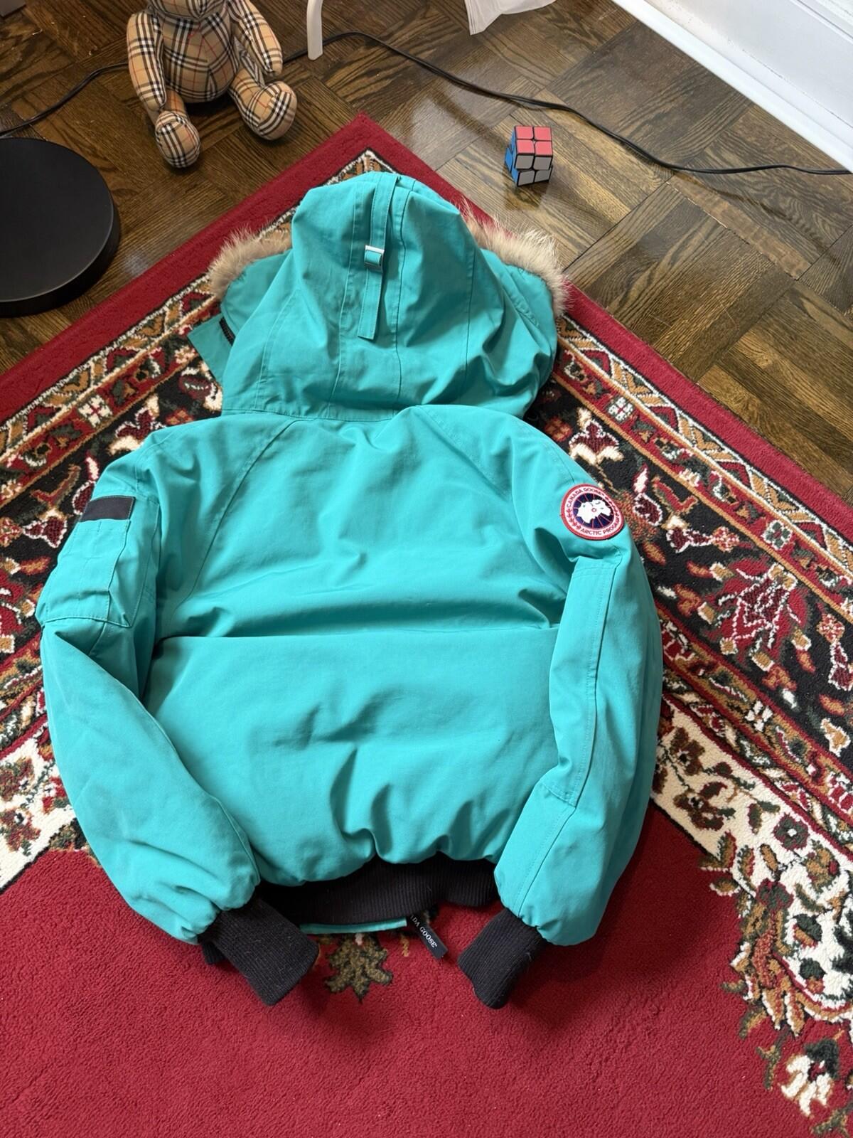Canada Goose Chilliwack Bomber Jacket Womens Teal/Iceberg Winter Coat Parka