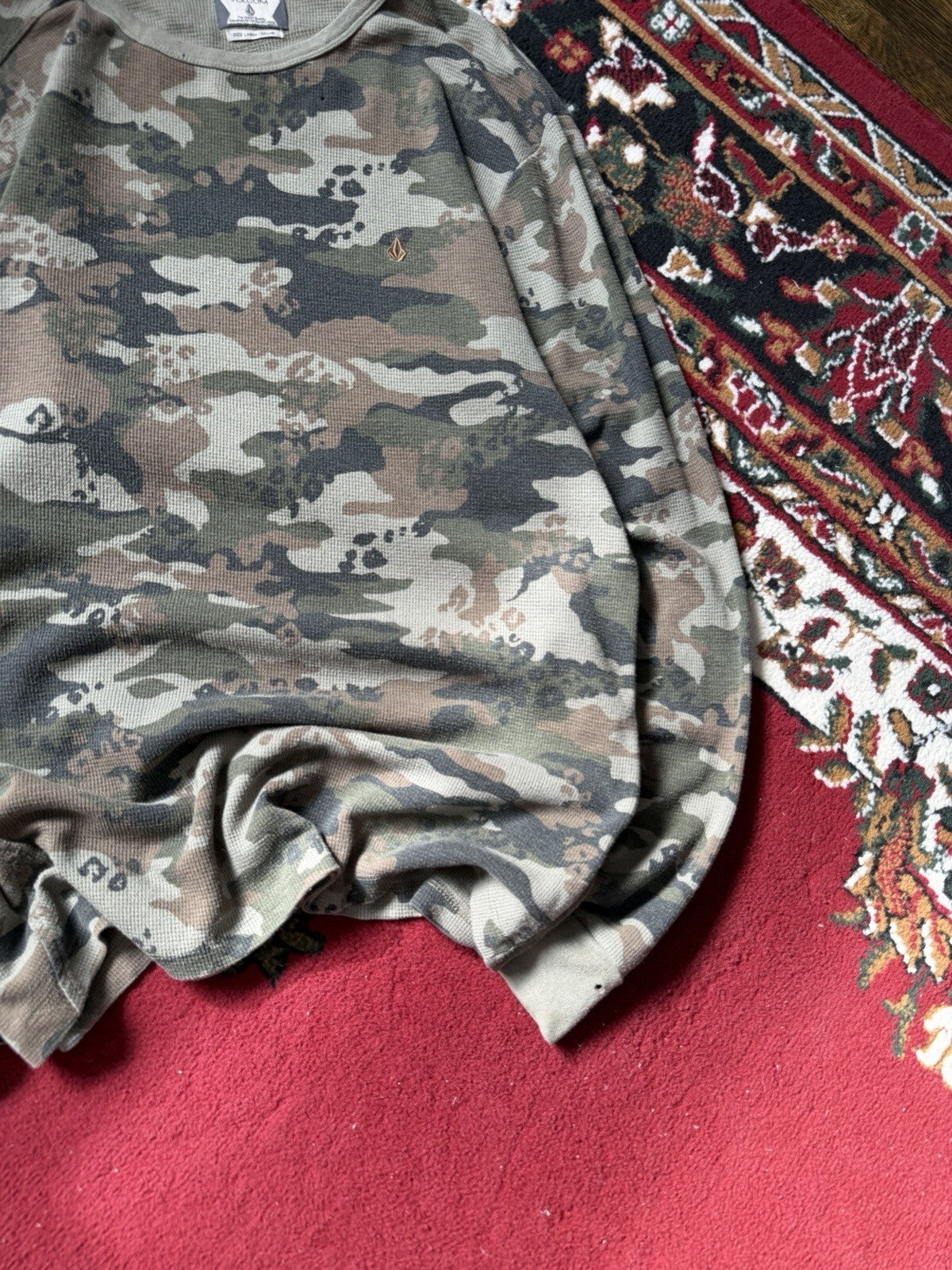 Y2K Volcom Stone Camo Thermal Waffle Knit Vintage Shirt Men L Sweater Skater