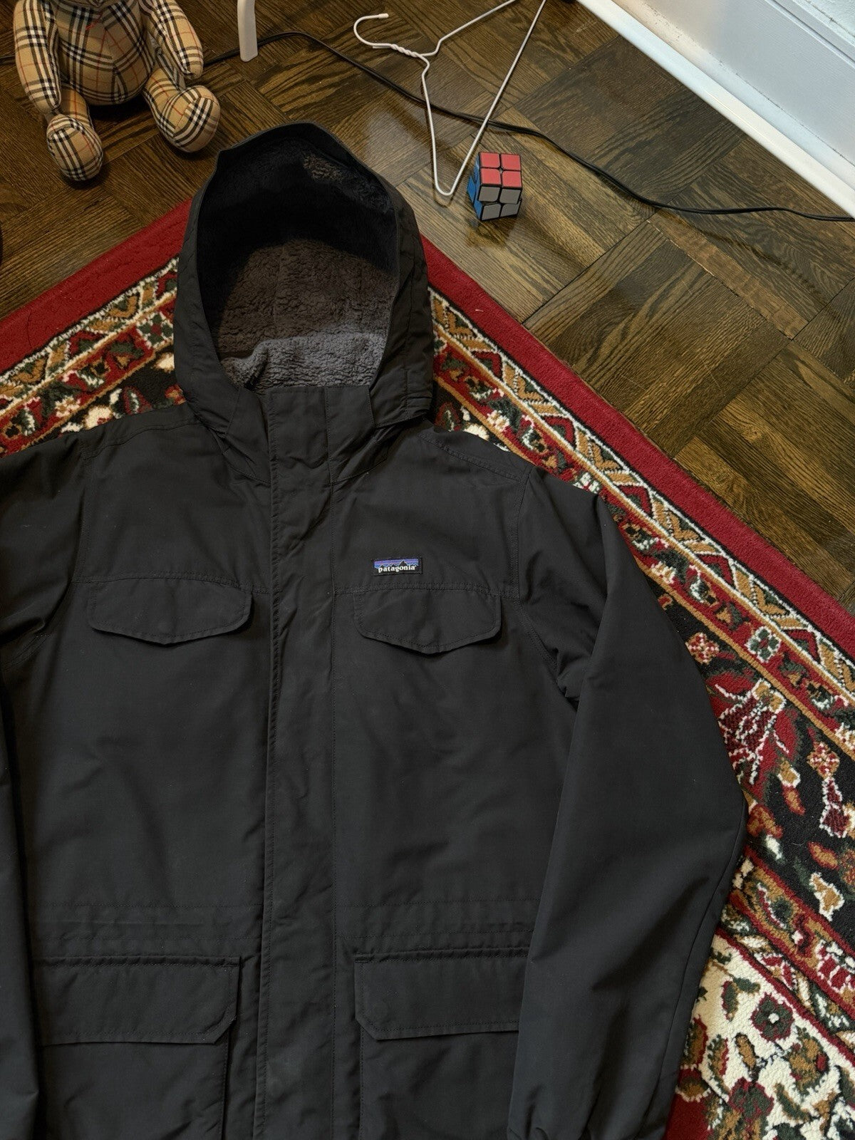 Patagonia Isthmus Parka Jacket Men's Medium Black Full Zip Sherpa Lined Hooded