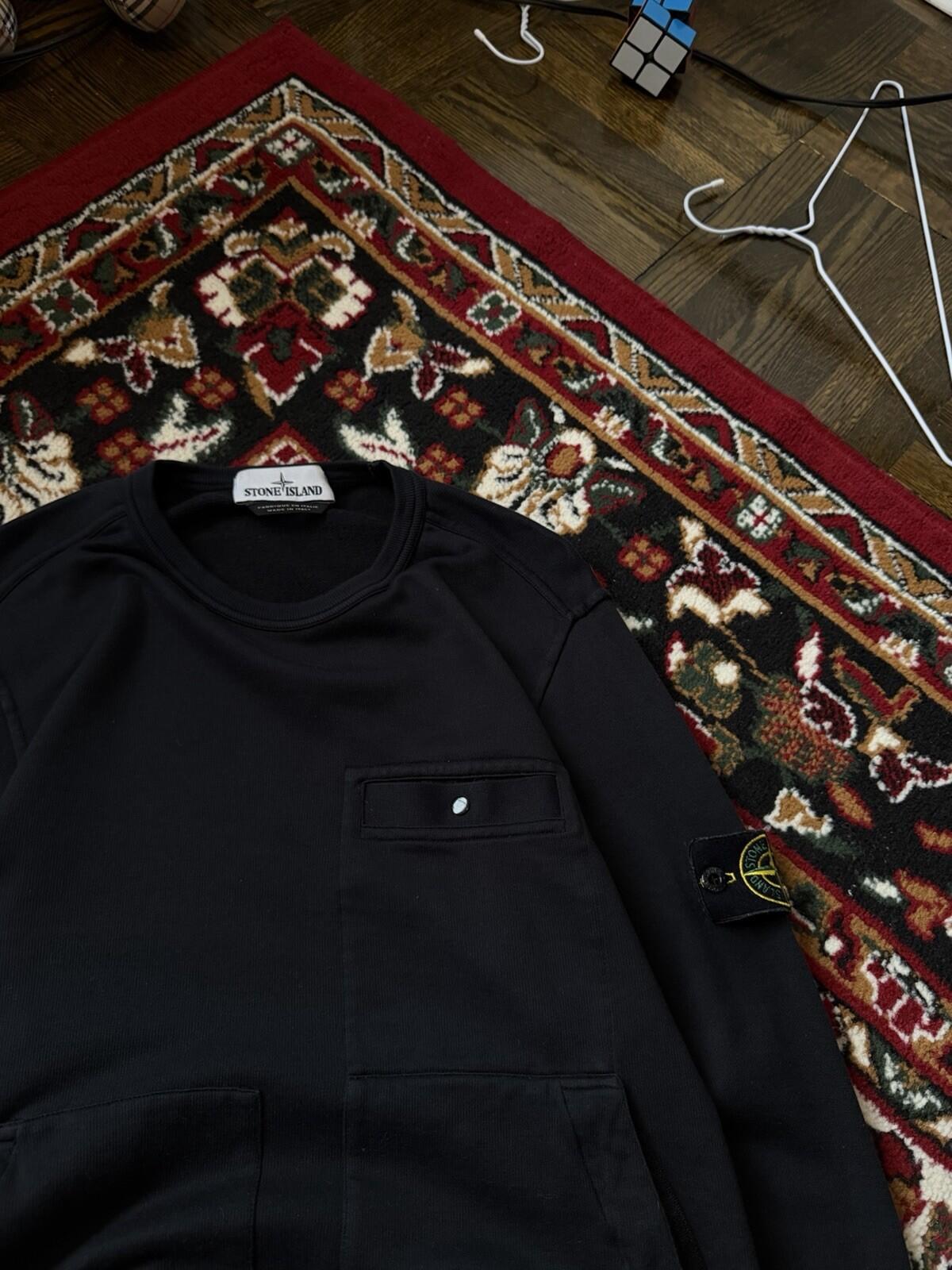 Stone Island Black Crewneck Pocket Sweatshirt Men’s Size S Pullover Zip Pockets