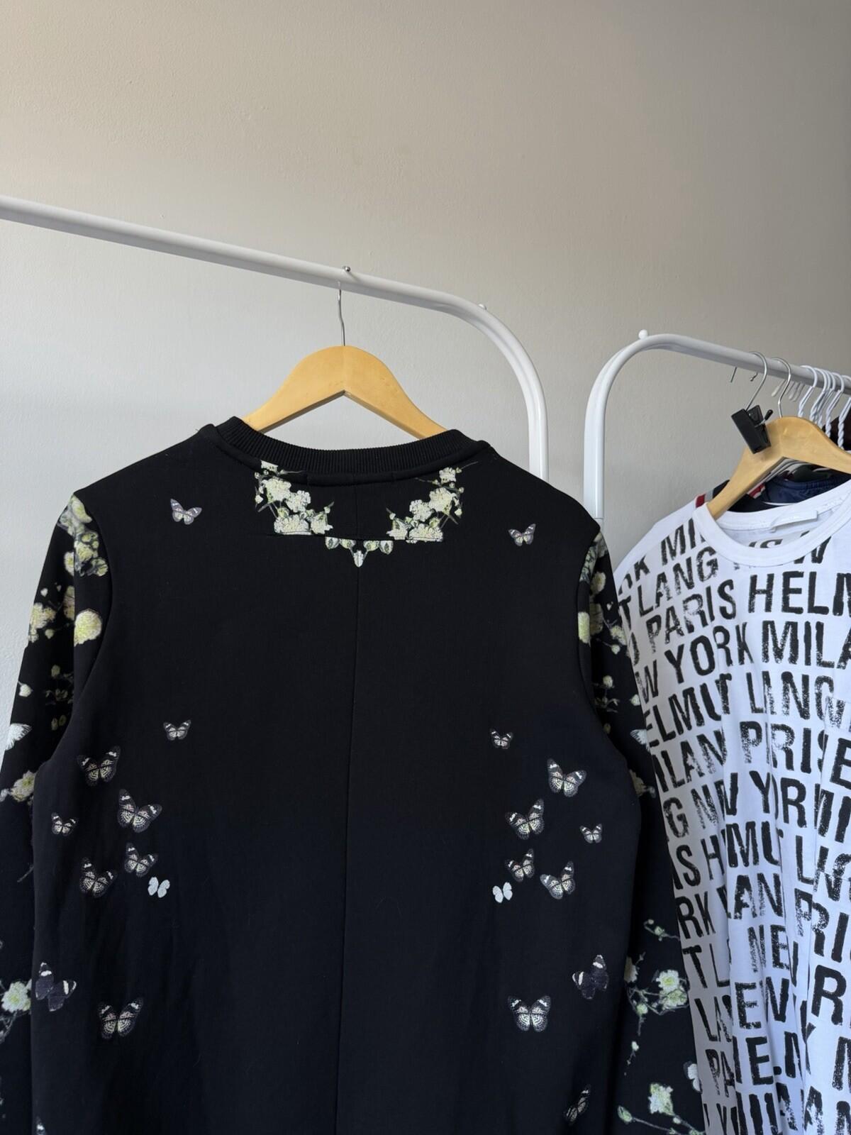 Rare Givenchy Madonna Baby’s Breathe Starry Floral Crewneck Sweater Sweatshirt S