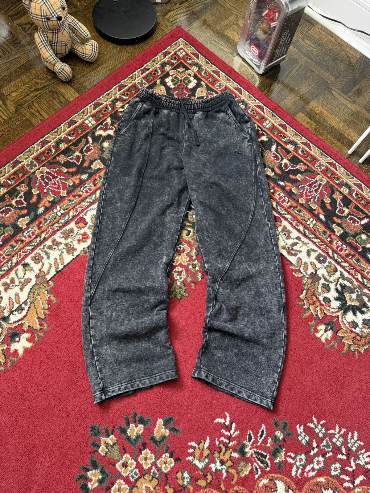 Dime MTL Small Logo Relaxed Straight Sweatpants Navy Size Large