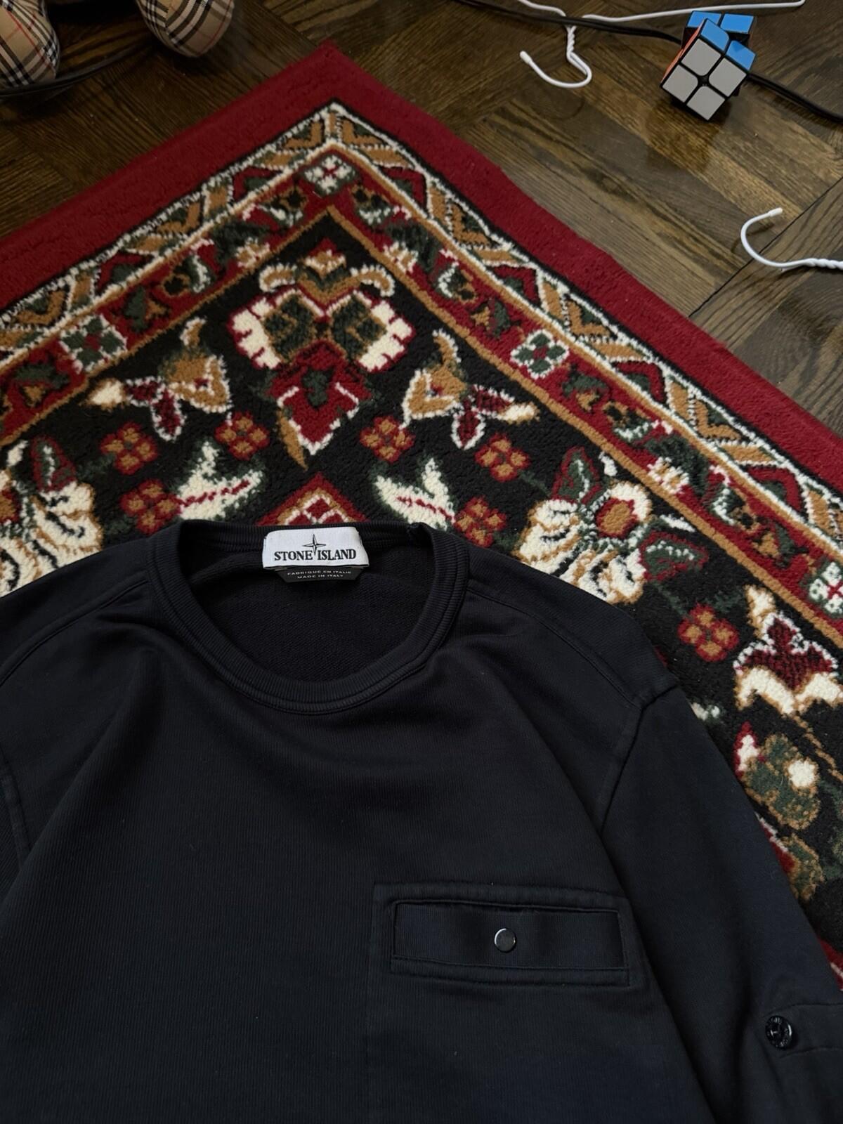 Stone Island Black Crewneck Pocket Sweatshirt Men’s Size S Pullover Zip Pockets