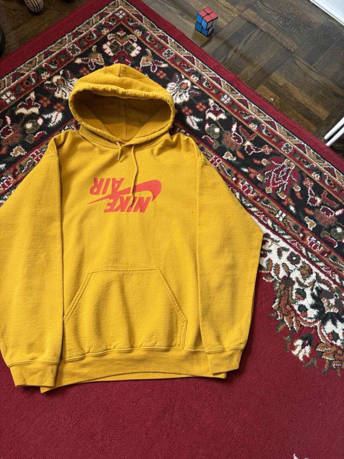 Travis Scott x Nike Air Jordan Cactus Jack Highest Hoodie Yellow Size M