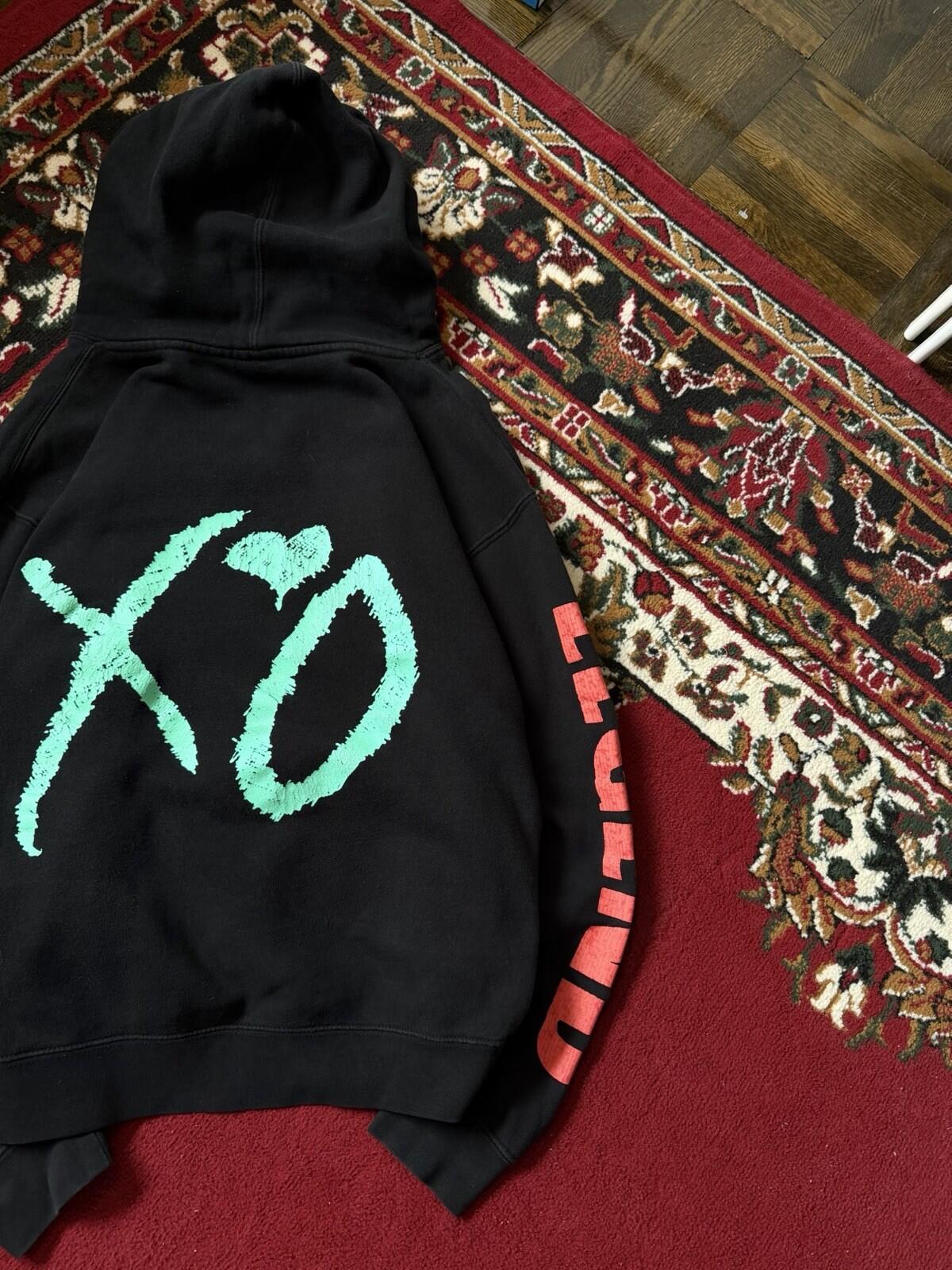 XO The Weeknd Legend Pullover Hoodie Black Unisex M Y2K
