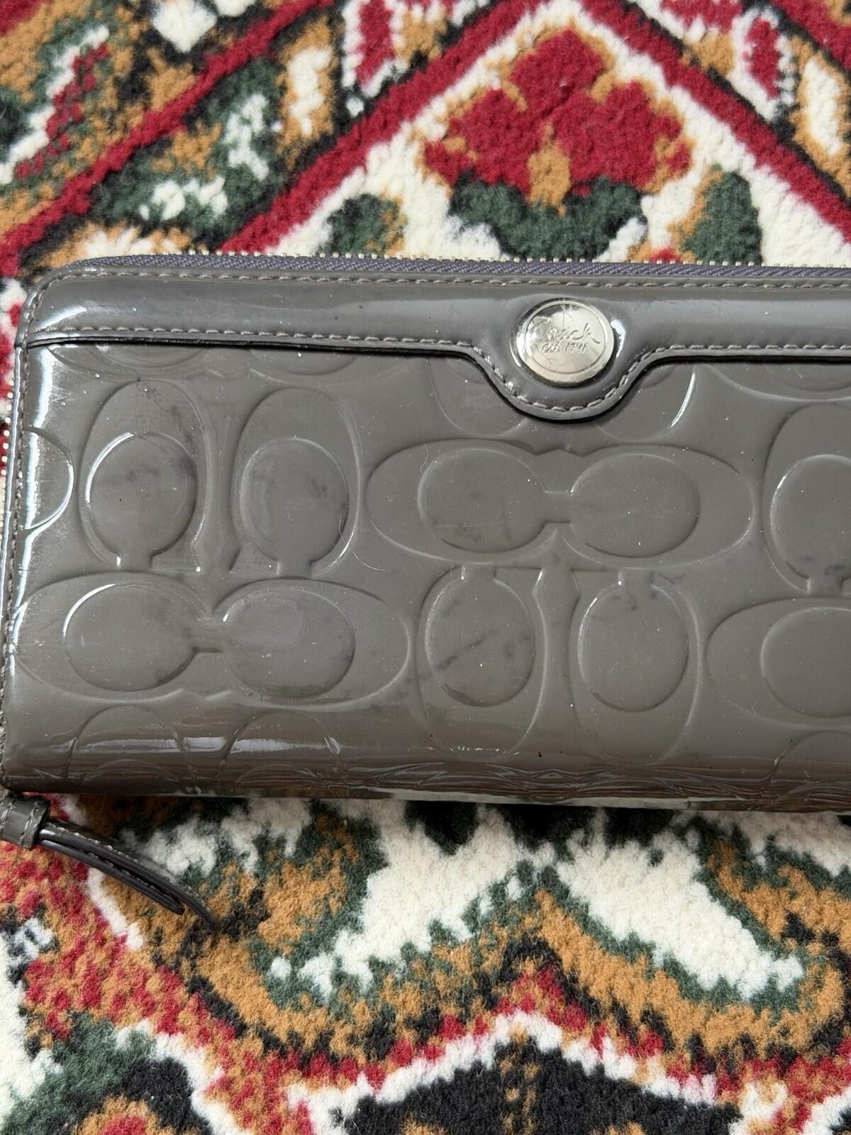 Coach Zip Around Wallet Wristlet Embossed Glossy Patent Gray Bag Clutch
