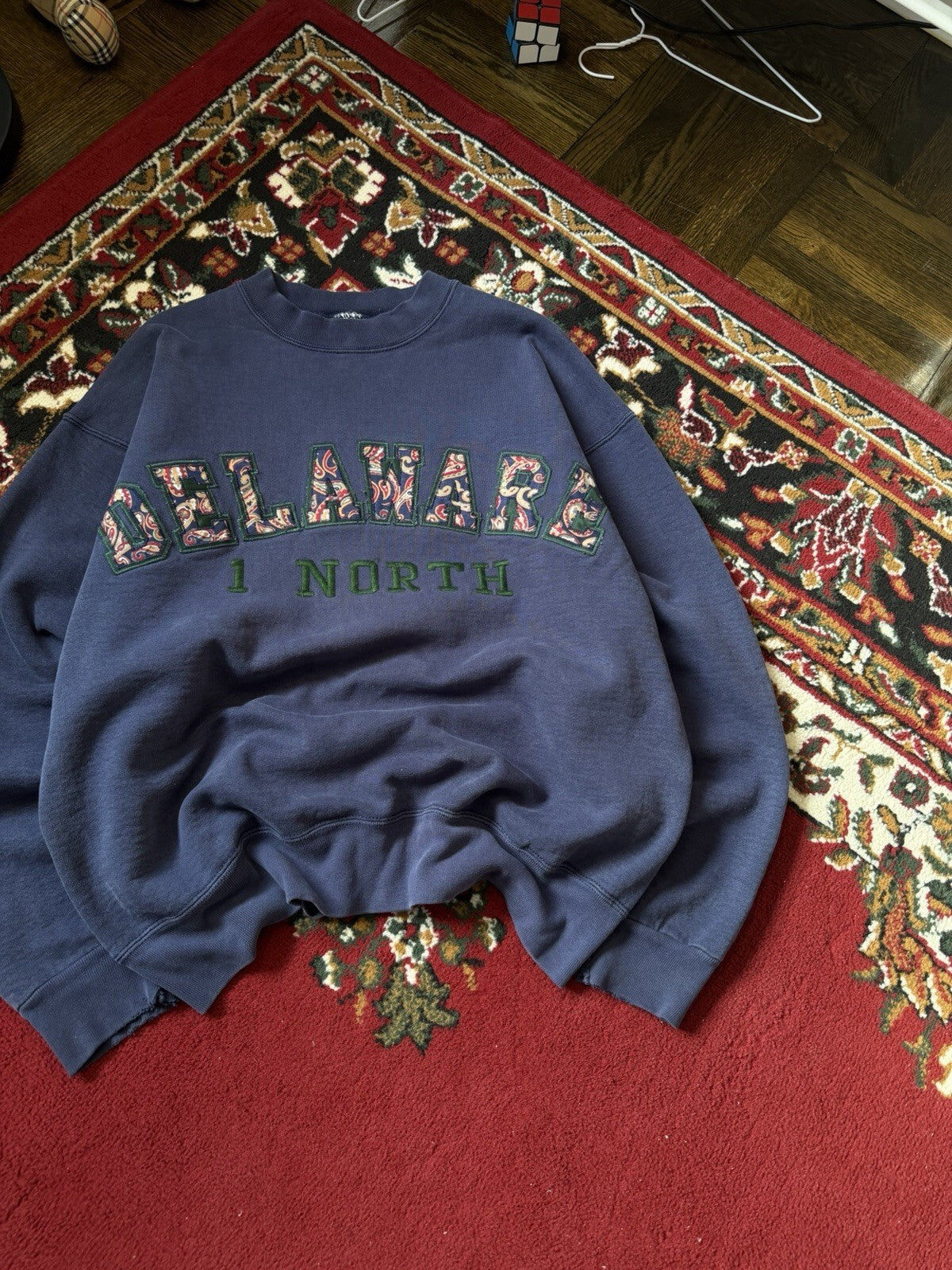 80s Vintage University of Delaware Crewneck Sweatshirt Medium Navy Blue