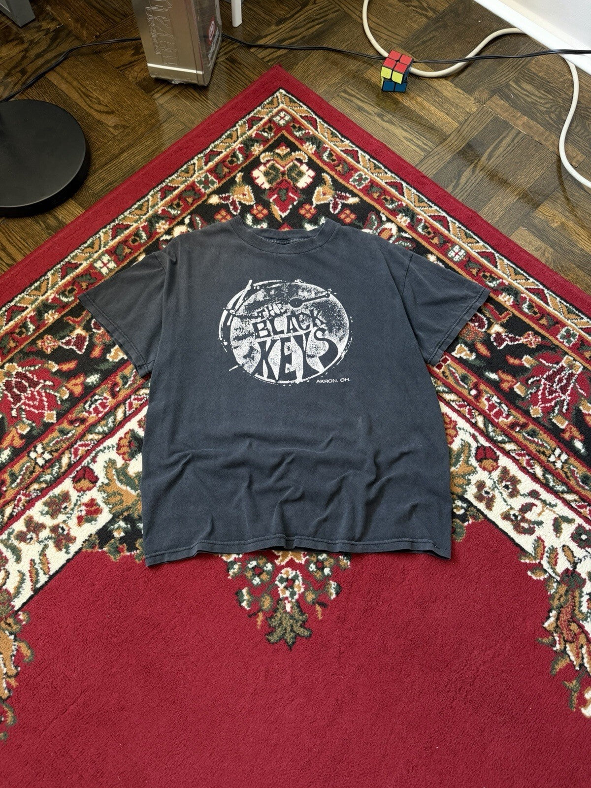 Vintage 2004 The Black Keys Akron Ohio The La’s Parody Band T Shirt Sz M Y2k