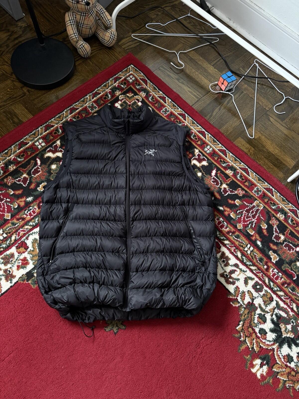 Arc’teryx Cerium LT Mens Puffer Vest Black Down - Size L
