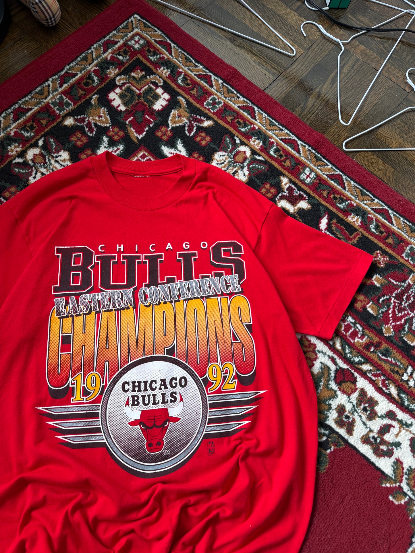 Vintage Chicago Bulls Championship T-Shirt Sz XL 1992 NBA Finals Champs Red