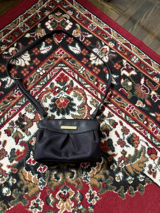 Juicy Couture Double Gusset small Crossbody Bag Purse - Black