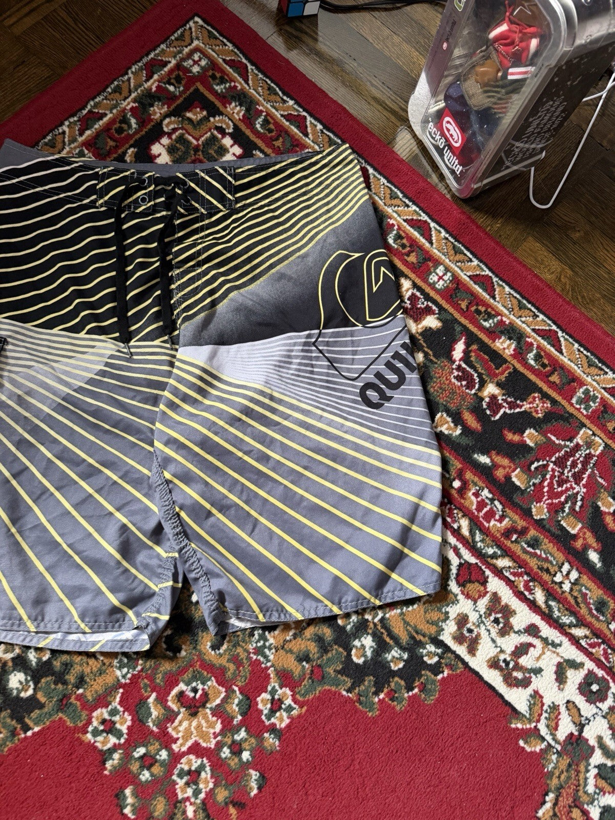 Vintage Quiksilver Board Shorts Swim Trunks Mens XL AOP Surf Skate Y2K 90s