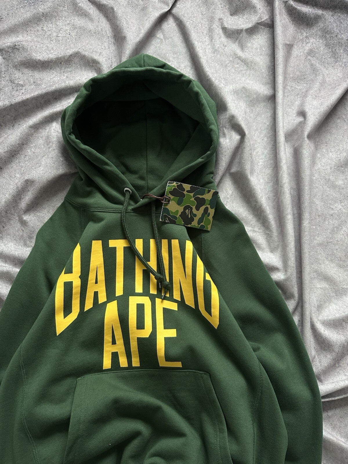 BAPE A Bathing Ape 1st Camo NYC Logo Pullover Hoodie 2017 100% Authentic Small