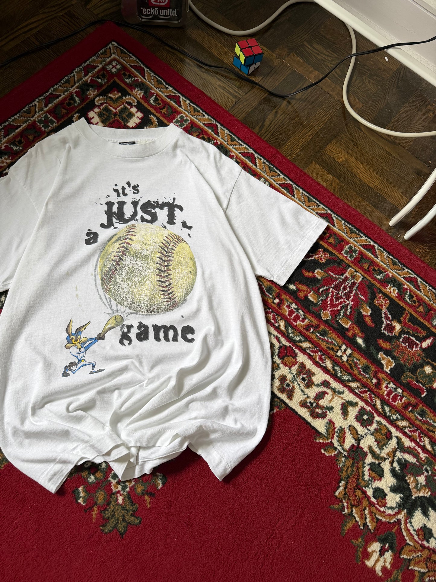 VINTAGE 1996 TAZ WARNER BROS. IT'S JUST A GAME 2 SIDE PRINT COTTON T-SHIRT SZ L